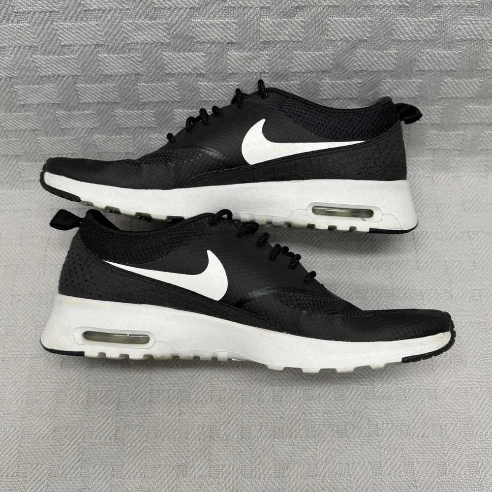 Nike Air Max Thea Shoes Womens Size 7.5‎ Black Mesh Running Cushioned Sneakers